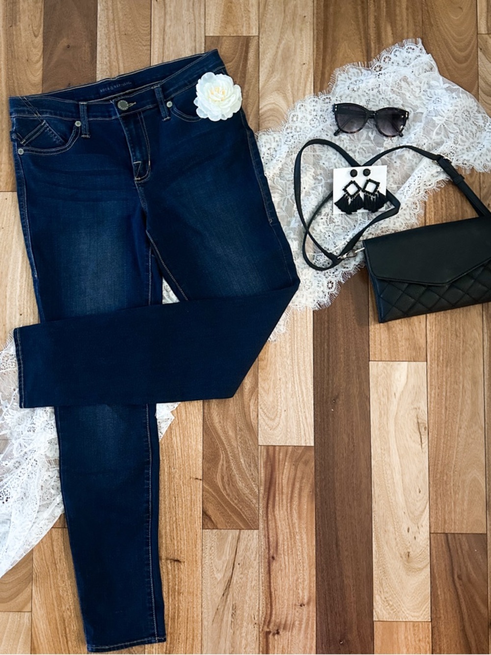 Rock & Republic Dark Indigo Skinny Jeans